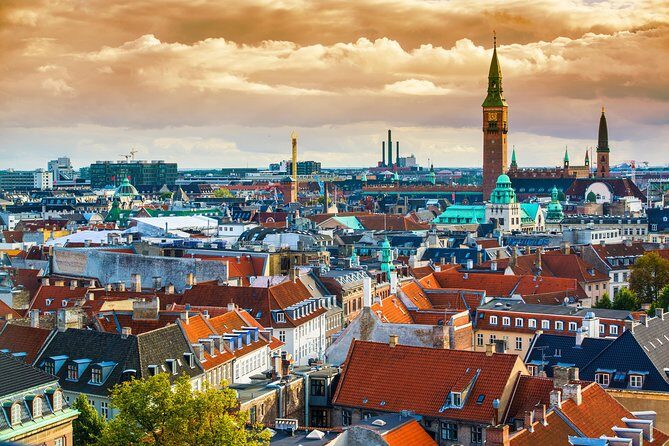 2-Hour Private City Walking Tour with a Canal Tour ticket - Nyhavn: the harbor heart where the stories get visual