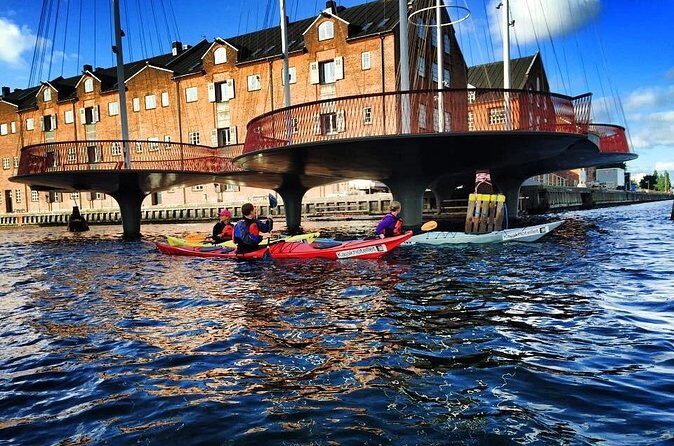 2 Hours Guided Kayak Tour in Copenhagen Harbor - Your guide role: comfort first, then local stories