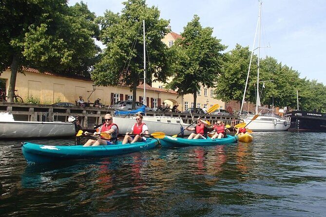 2 Hours Guided Kayak Tour in Copenhagen Harbor - Getting paddle-ready: changing rooms, lockers, vest, paddle