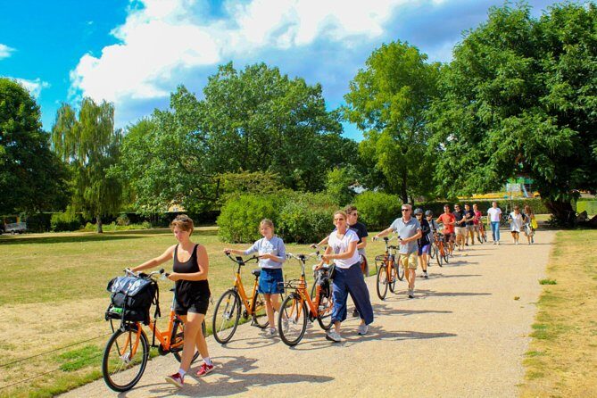 3-hour Copenhagen City Highlights Bike Tour - Food and photos: how to plan your personal extras