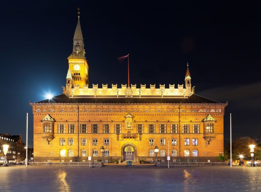 3-Hour Private Copenhagen Walking Tour - Højbro Plads and Christiansborg Palace: Power, Not Just Pretty Facades