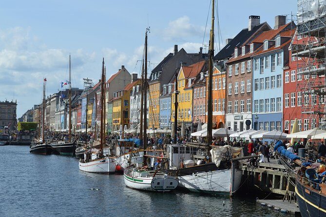3h walking tour, small group max 10 people Copenhagen - Entering Copenhagen With Hygge: What the 3 Hours Actually Teach