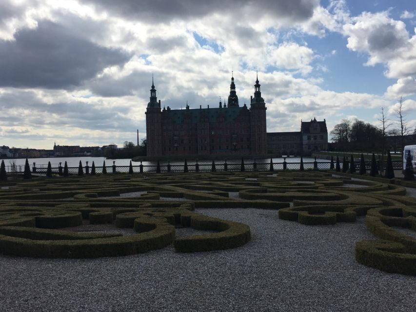 Castles: Kronborg (Hamlet) & Frederiksborg - Who this tour is best for