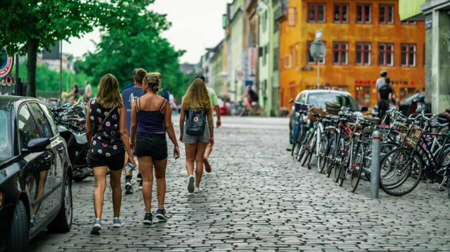 Copenhagen: 1.5-hour Private Walking Tour of Christianshavn - Christianshavns Kanal: the canal stretch that slows you down (in a good way)