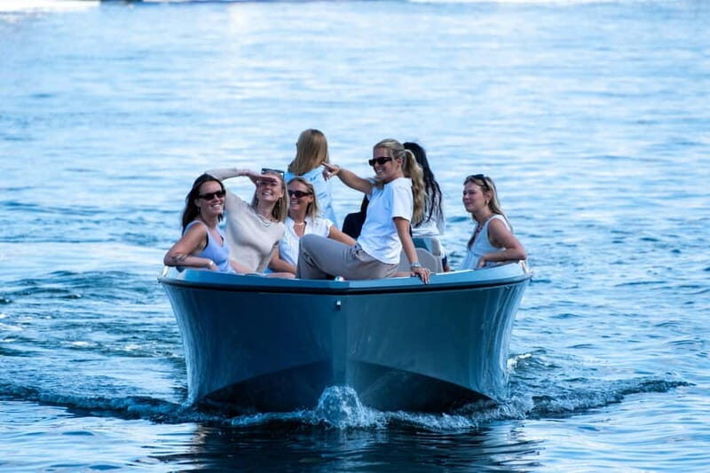 Copenhagen: 1 or 2-Hour Canal Tour in Silent Electric Boats - Copenhagen canals by silent electric boat: the real difference