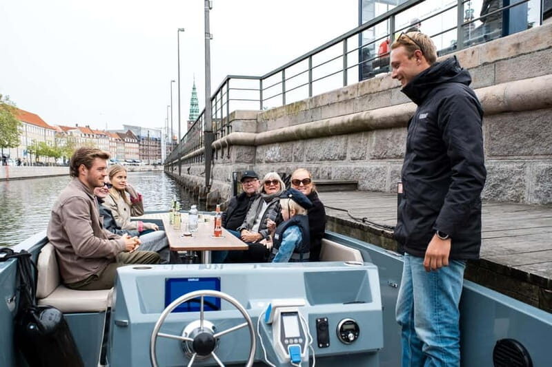 Copenhagen: 1 or 2-Hour Canal Tour in Silent Electric Boats - Small-group comfort: why heating pads and blankets matter