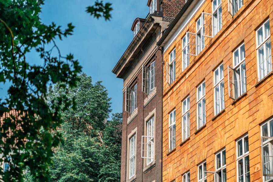 Copenhagen: 2-hour Old Town Private Walking Tour - A quick break at the University of Copenhagen Botanical Garden