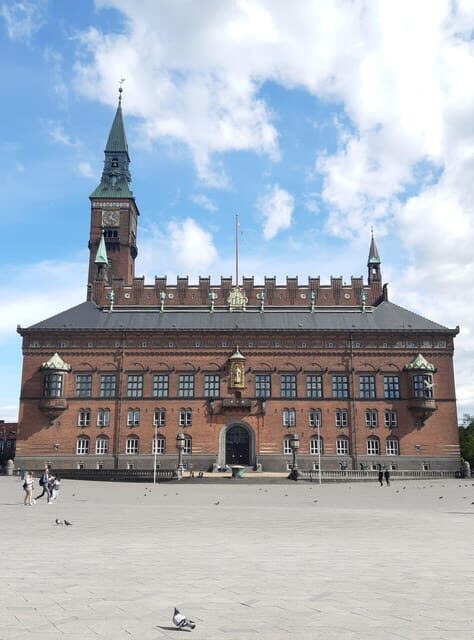 Copenhagen: 2,5-Hour 'Must See' Bike Tour with a Local Guide - Should You Book This Copenhagen Bike Tour?