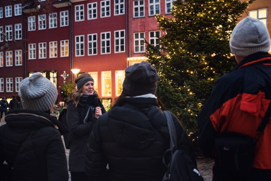 Copenhagen: Christmas Walking Tour with Treats and Drinks - Key highlights worth planning around