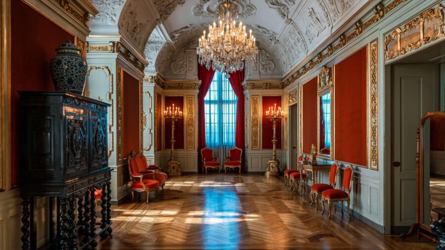 Copenhagen City & Christiansborg Palace Private Walking Tour - Rosenborg Castle: a summer residence with political weight