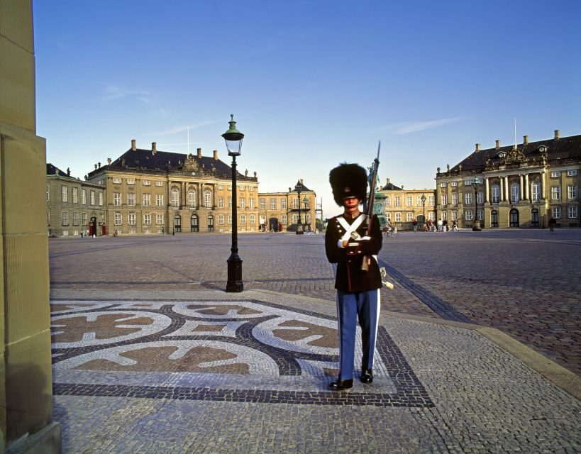 Copenhagen: City Highlights Guided Bike Tour - Getting on the bike: meeting at Nikolaj Plads and rolling from Naja Lauf