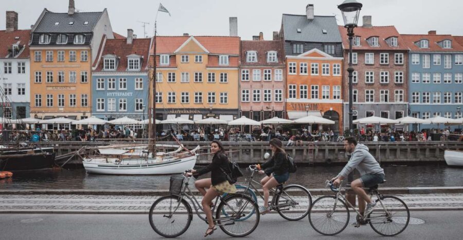 Copenhagen: Express Walk with a Local in 60 minutes - How the Local Guide Changes the Whole Experience