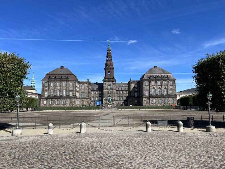 Copenhagen: Guided E-Scooter KickBike Tour- All Highlights - Libraries, modern architecture, and the Black Diamond moment