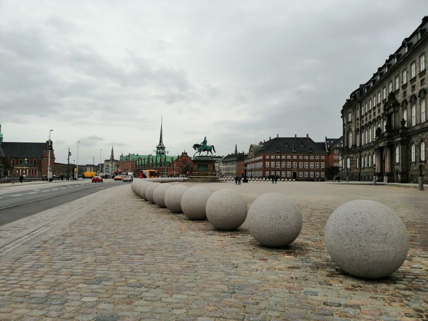 Copenhagen: Guided Walking Tour - How the guide experience makes this tour worth it