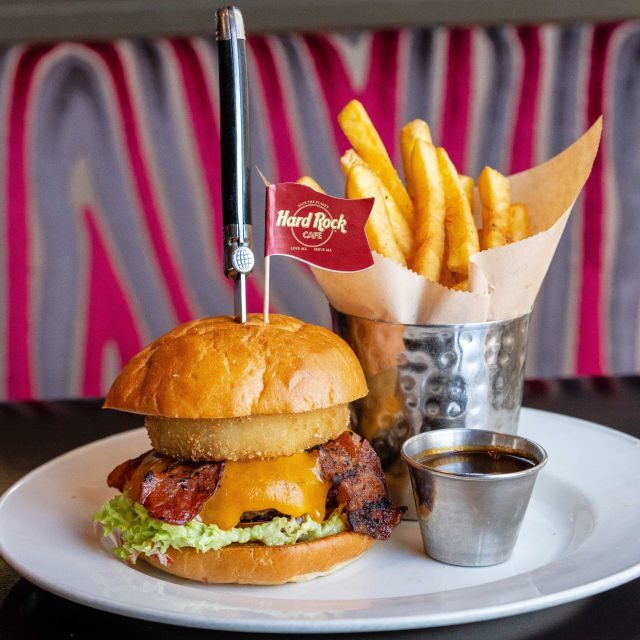 Copenhagen: Hard Rock Cafe with Set Menu for Lunch or Dinner - Where to find Hard Rock Cafe Copenhagen fast
