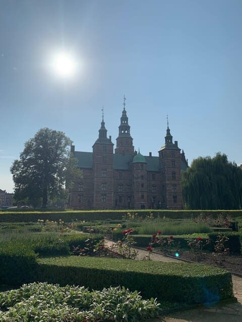 Copenhagen: King's Garden Outdoor Escape Room Game - King’s Garden Outdoor Escape Room: how the mystery actually works