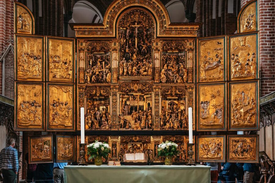 Copenhagen: Kronborg, Frederiksborg Castle and Roskilde Tour - Roskilde first: why the cathedral matters