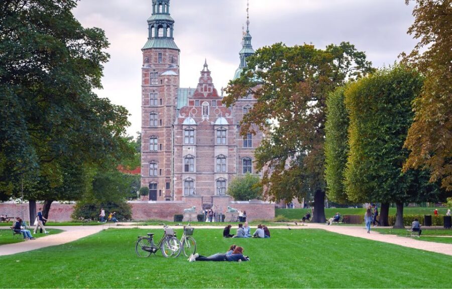Copenhagen: Private Full-Day City Tour with Lunch Option - Rosenborg Castle, King’s Gardens, and Marmorkirken’s dome feel