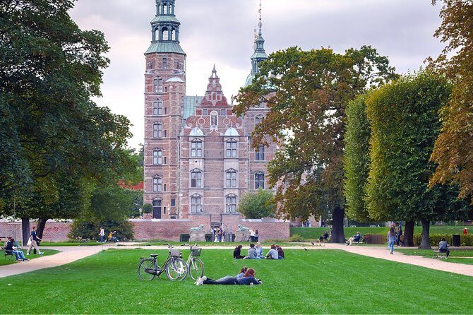 Copenhagen Private Full Day Tour with Lunch Option - Stop 7 & 8: Christiansborg Palace and the Tower Lunch Option