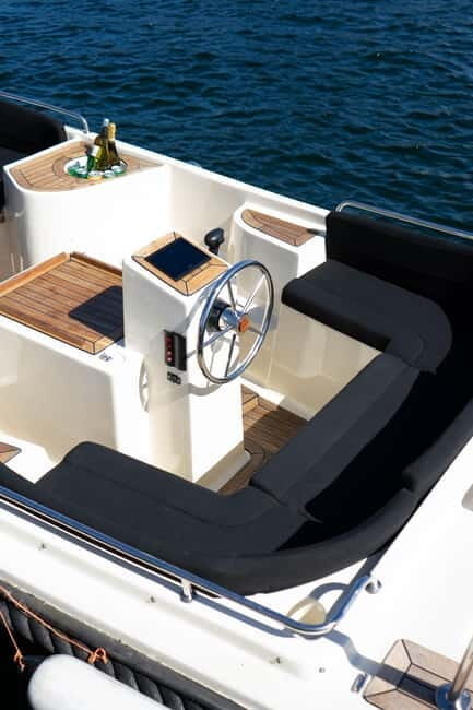 Copenhagen: Private Guided Boat Tour with City Highlights - Pick the right duration: 1 hour is for first-timers, 3 hours is for the foodie view, 4 hours is for the history detour
