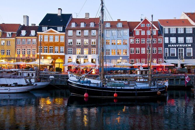 Copenhagen Private Guided tour by Car with Tailorable Itinerary - Guides and vehicles: what drives the good reviews