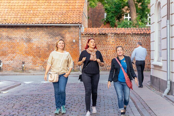 Copenhagen Private Tour: Highlights & Hidden Gems by Bike or Foot - Bike or foot: which option makes more sense in Copenhagen