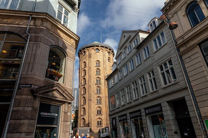 Copenhagen Private Tour: Highlights & Hidden Gems by Bike or Foot - Guide quality: the real variable you’re betting on