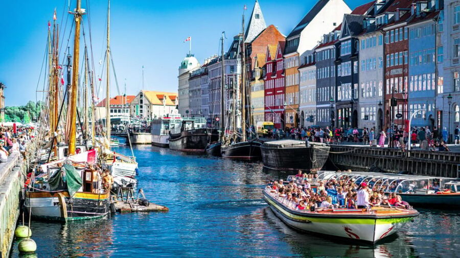 Copenhagen: Private Walking Tour - Nikolaj Art Gallery and Charlottenborg Palace: Culture Without the Detour