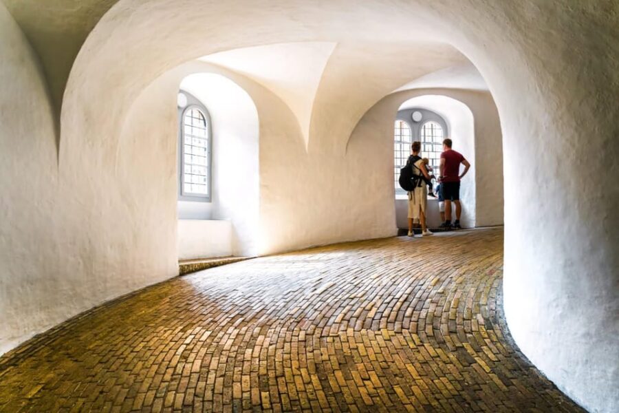 Copenhagen: Rosenborg Castle Tour with Skip-the-Line Ticket - Key points to know