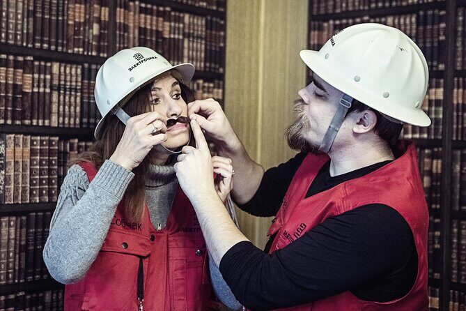 Downfall Spy Mission (Premium Private Escape Room) - Price and logistics: $467.07 per group can be a deal