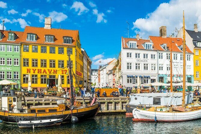 e-Scavenger hunt Copenhagen: Explore the city at your own pace - Price and value for groups up to 6