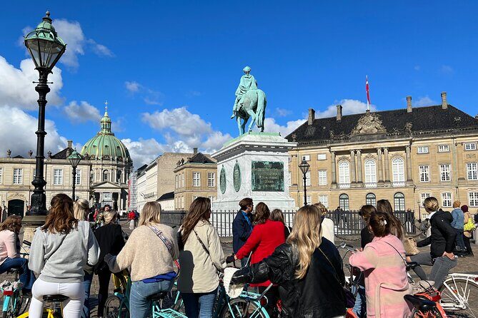 E-Scooter "Stand Up Kick Bike" 2 Hour Guided Copenhagen Tour - Amalienborg and Kastellet: Royal Square Views and Fortress Energy