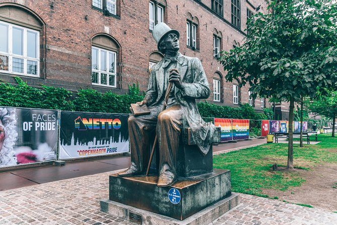 Grand Tour of Copenhagen - The Little Mermaid to Royal Castle - Tivoli Gardens, an art museum break, and Denmark’s plant world