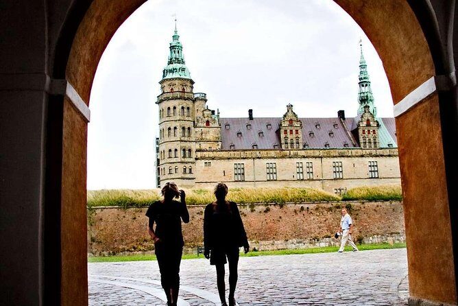 Hamlet and Sweden Tour - Two Countries in one day ! - Price and logistics: what you’re really paying for