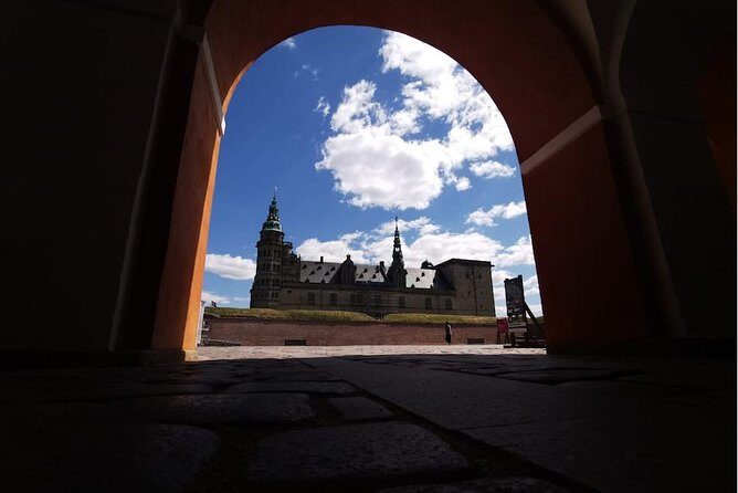 Kronborg (Hamlet Castle) & Frederiksborg Castles: PRIVATE TOUR - Frederiksborg Castle: Renaissance power and the Versailles of the North vibe