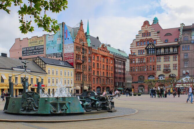 Malmö Full Day Private Trip, Sightseeing Tour & Lunch Option - Gamla Väster and Malmö Castle: the old town that feels like a living neighborhood