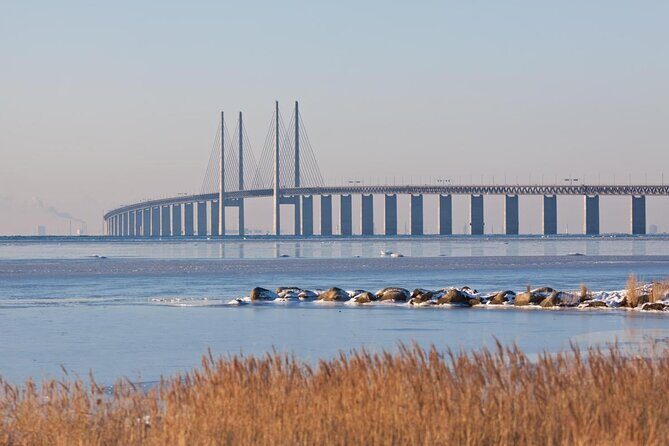 Malmö & Lund Tour, Crossing the Øresund Bridge to Sweden - Entering Sweden from Copenhagen via the Øresund Bridge