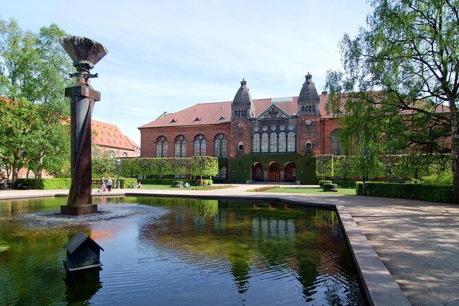 Monstour: A Self-Guided Audio Tour of Danish Folk Legends - Self-guided but not stressful: how the app format changes the feel