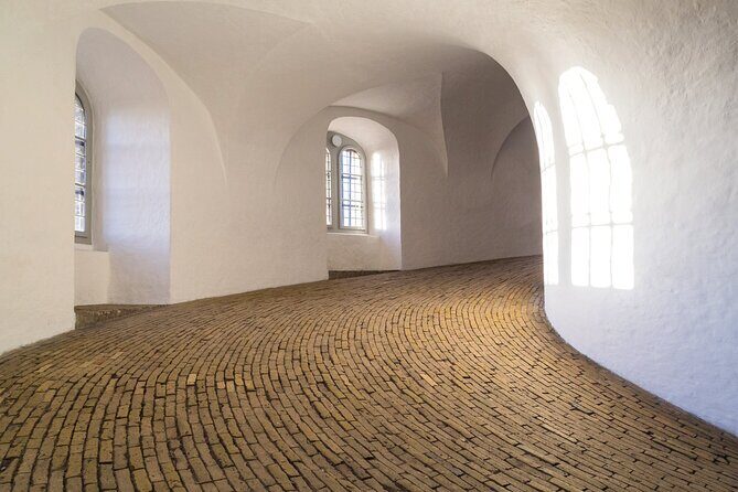 Native Walking Tour to Copenhagen - Frederiks Kirke (Marble Church): a dome that borrows from Rome
