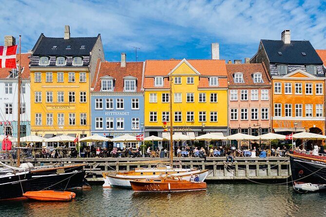 Private Copenhagen Boat cruise in Scandinavian mahogany boat - Christianshavn Kanal: houseboats, bars, and the canal vibe that feels local