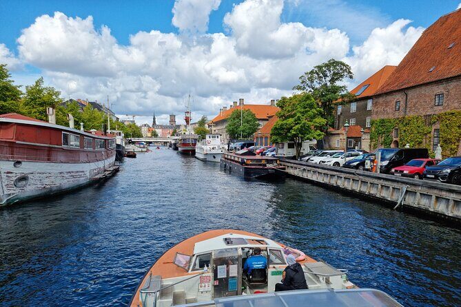 Private E-Biking Copenhagen History and Nature Adventures - Stop 2: Rosenborg Castle for the crown-and-courtyard vibe