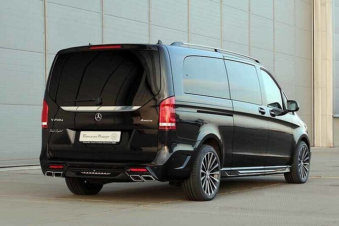 Private Luxury Van Departure from Copenhagen to Copenhagen Port - A Short Ride That Solves Big Problems: Copenhagen Hotel to Copenhagen Port
