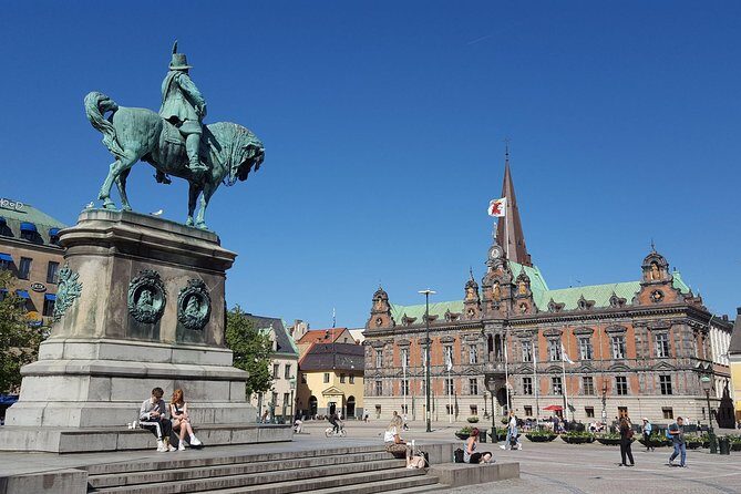 Private tour Copenhagen to Lund & Malmö City daytrip - Malmö Saluhall lunch: the smart way to eat without guessing