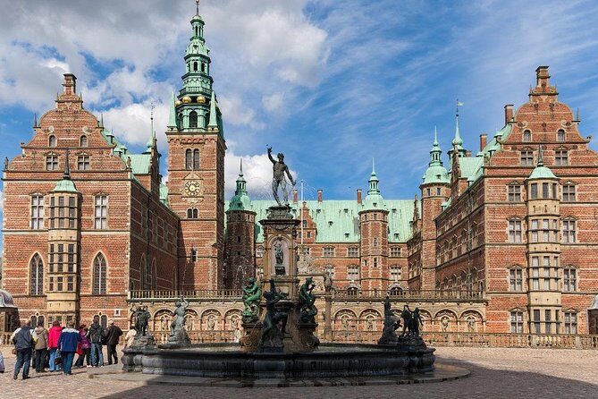 Private Tour to Frederiksborg Castle - What you actually see with your private guide