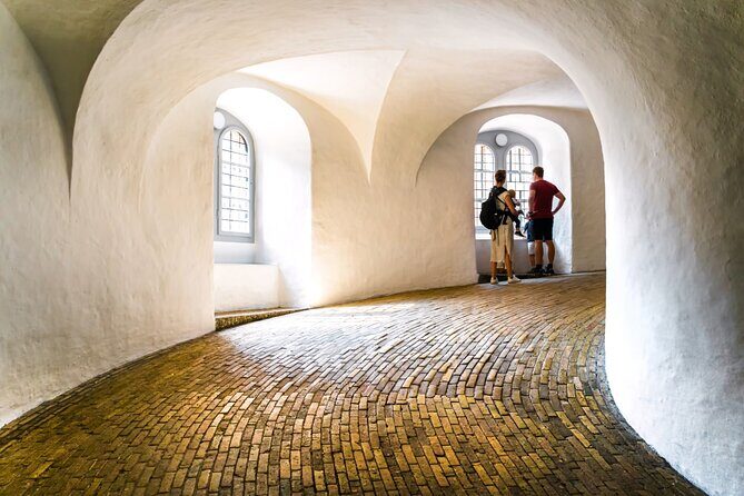 Round Tower, Rosenborg Castle and Old Town Copenhagen Tour - When to choose which option (2, 3, 4, or 5 hours)
