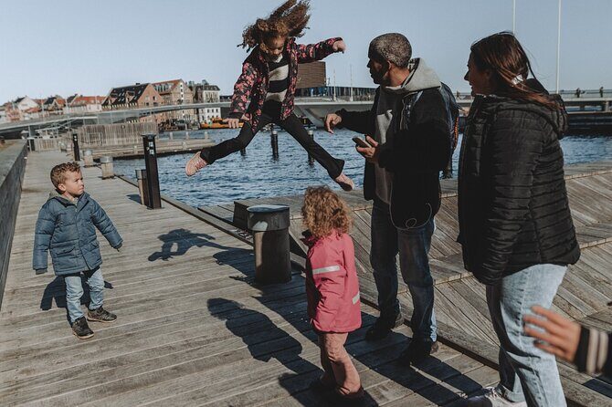 Self-guided Treasure Hunt Tour in Copenhagen - Build a Spaceship - Asiatisk Plads, Christiansborg Palace, and Wilders Plads