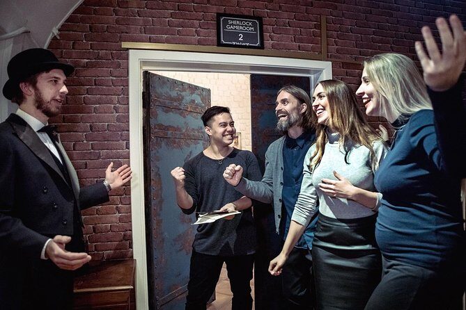 SHERLOCK Escape Room - 1902 British agents and the mission at Holtenberg’s estate