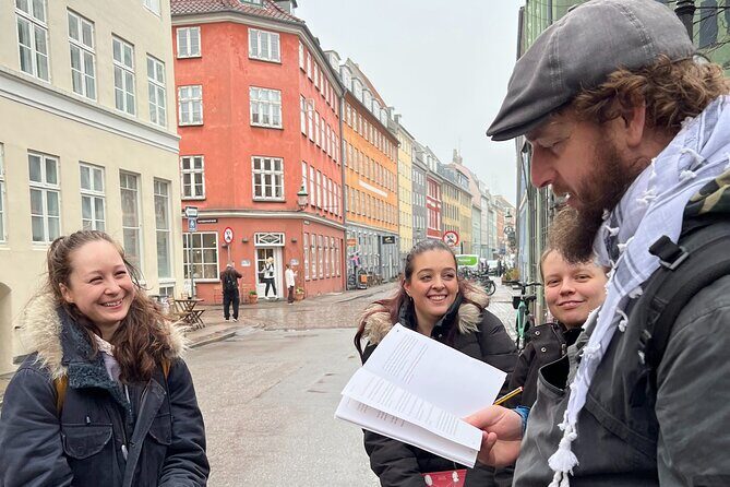 The Murder by Christiansborg Palace: Interactive Mystery Hunt - Stop 1: Christiansborg Slot and your first round of clues