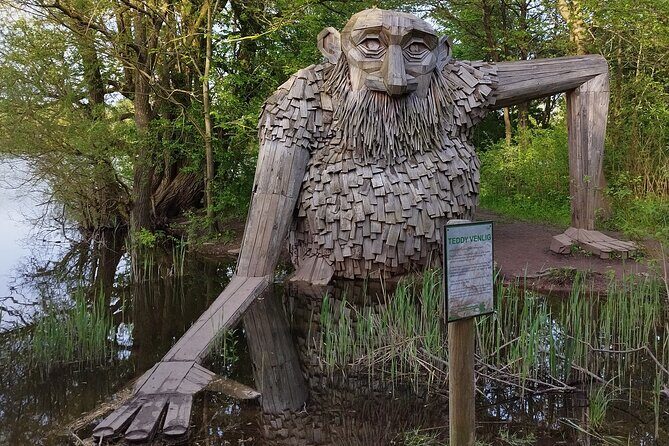 The Six Forgotten Giants Trolls Hunt with Minibus - Stop 2 in Rødovre: Sleeping Louis and the Gaping-Mouth Play Zone