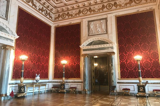 walking tour - Copenhagen and Christiansborg 3 hours - Church of Our Lady (Copenhagen Cathedral): dates, art, and a dramatic moment